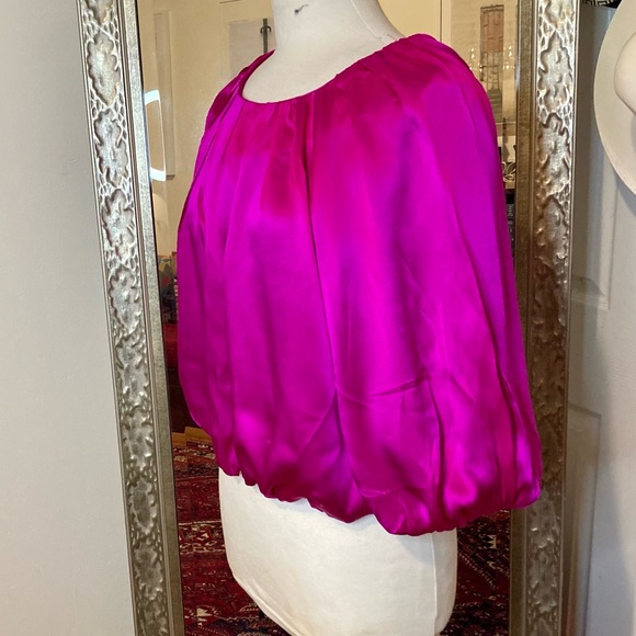 Amanda Uprichard 💖 hot pink 💯 silk top. Size Small. Gently worn. - Picture 5 of 7